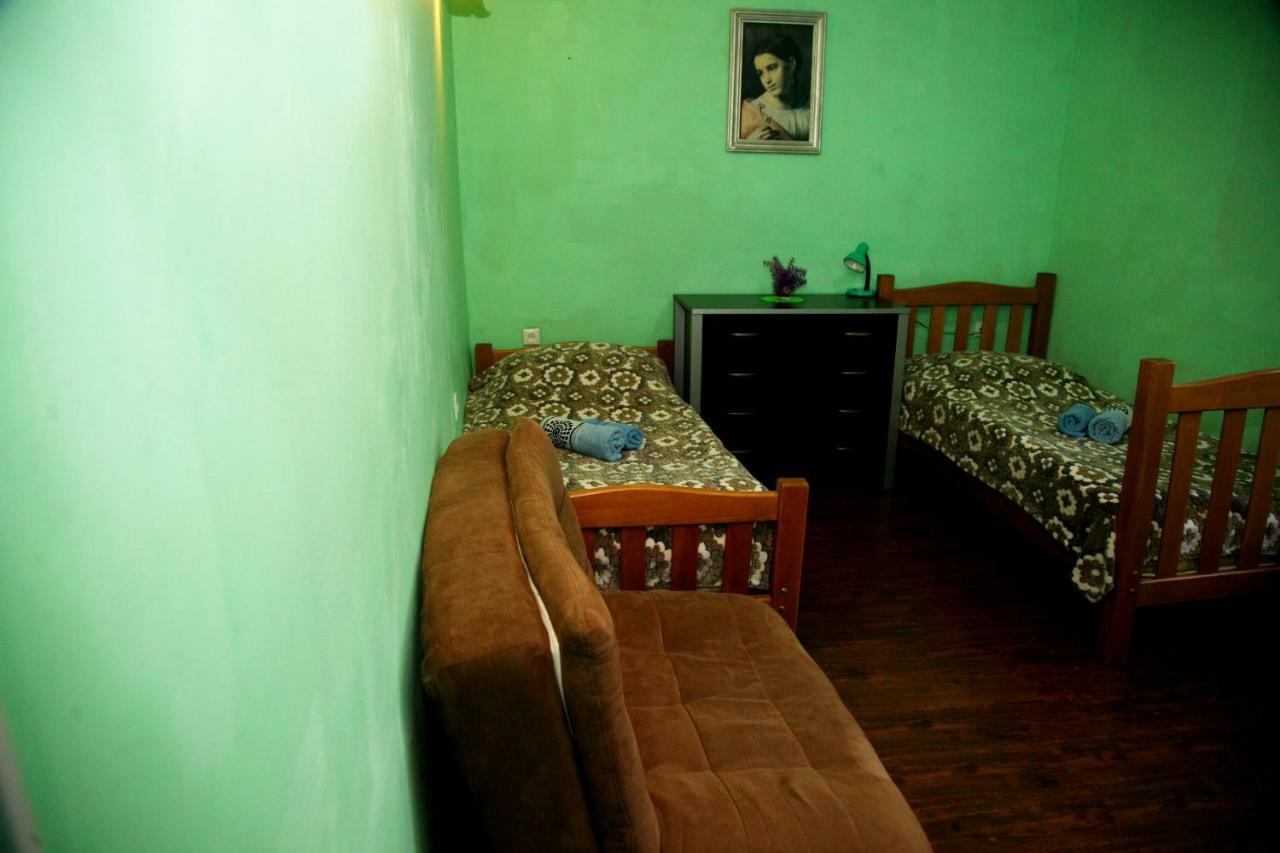 Guesthouse Different Tbilisi Eksteriør billede