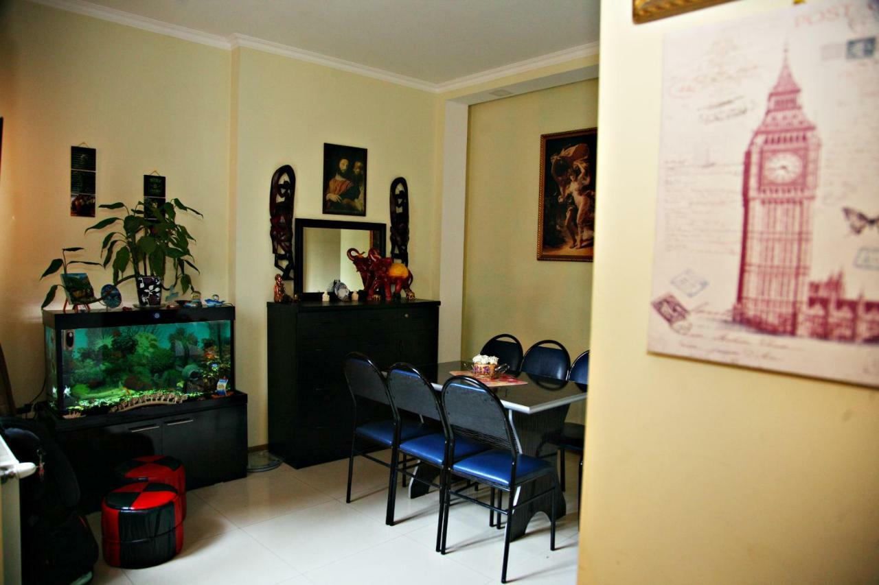 Guesthouse Different Tbilisi Eksteriør billede
